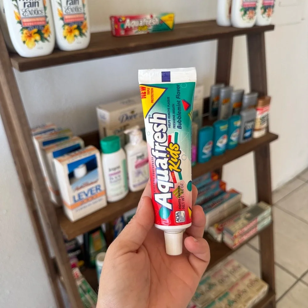 Vintage‎ Aquafresh Kids Toothpaste NOS 4.6 oz Bubblemint with Box HTF Prop Rare